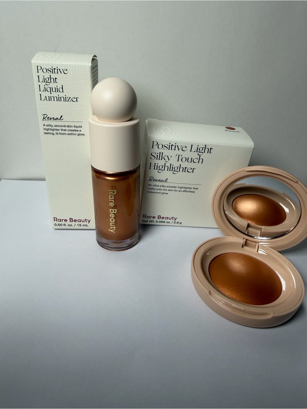 Rare Beauty Positive Light Luminizer & Silky Touch Highlighter - Reveal (color)